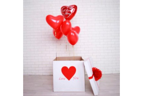 Коробка - сюрприз "Красные сердечки"