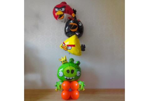 Композиция из шаров "Angry Birds"