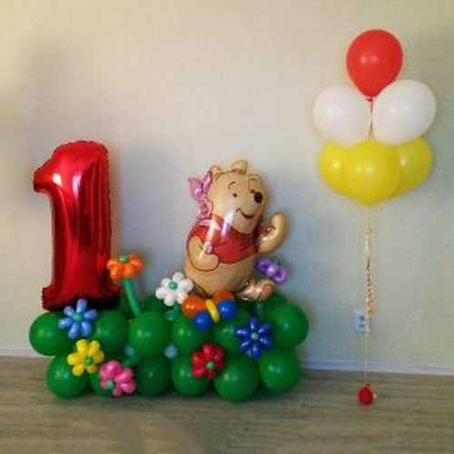 Поинт из шаров "Винни Пух с цифрой" Поинт из шаров "Винни Пух с цифрой"