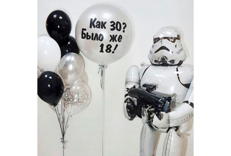 Композиция из шаров "Звёздные войны" с штурмовиком на день рождение