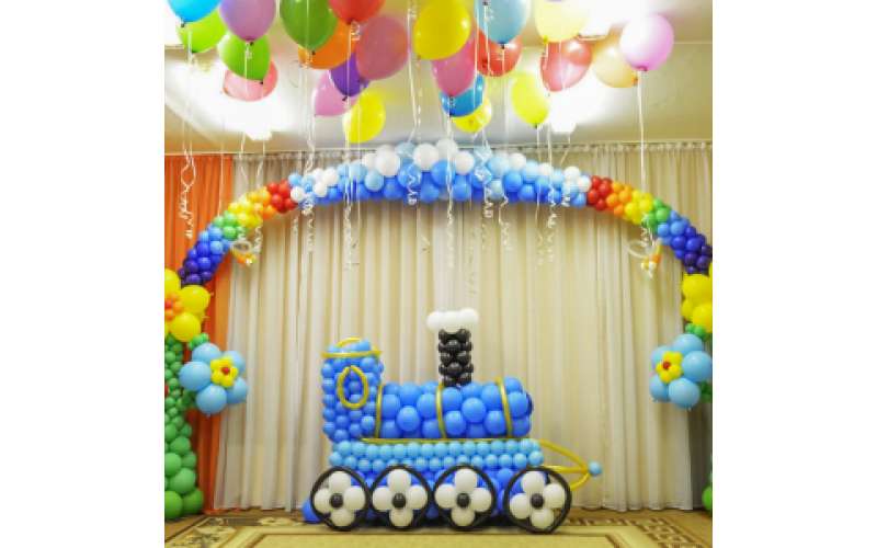 Фото-зона из шаров "Детский праздник"
