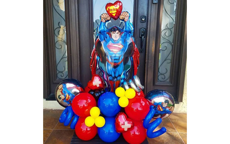 Поинт из шаров "С любовью, супермен"
