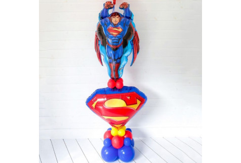 Поинт из шаров "Супермен"