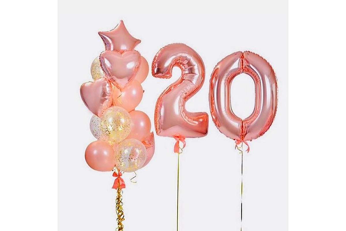 Набор из воздушных шаров на 20 лет